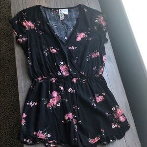 Black floral romper!
